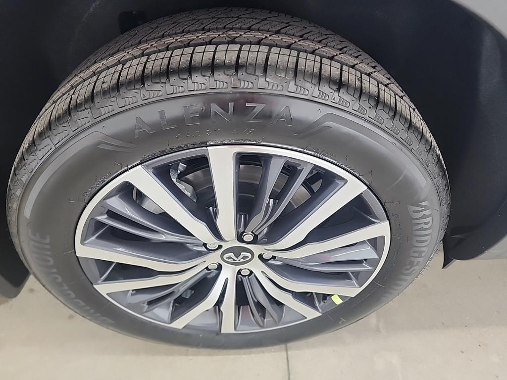 new 2025 INFINITI QX60 car, priced at $64,682