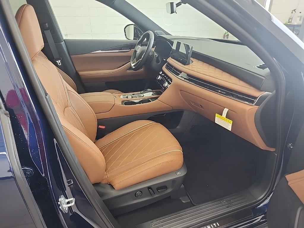 new 2025 INFINITI QX60 car, priced at $64,682