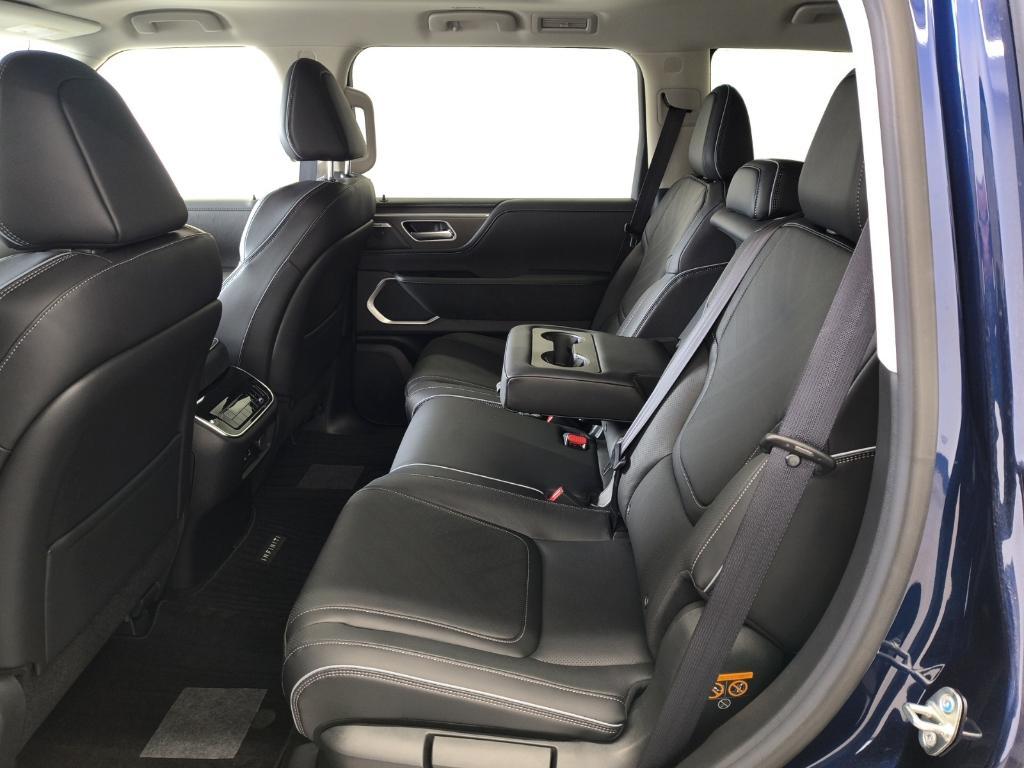 new 2025 INFINITI QX80 car, priced at $85,795