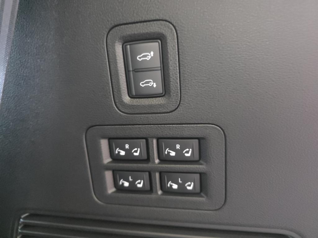 new 2026 INFINITI QX80 car, priced at $95,101