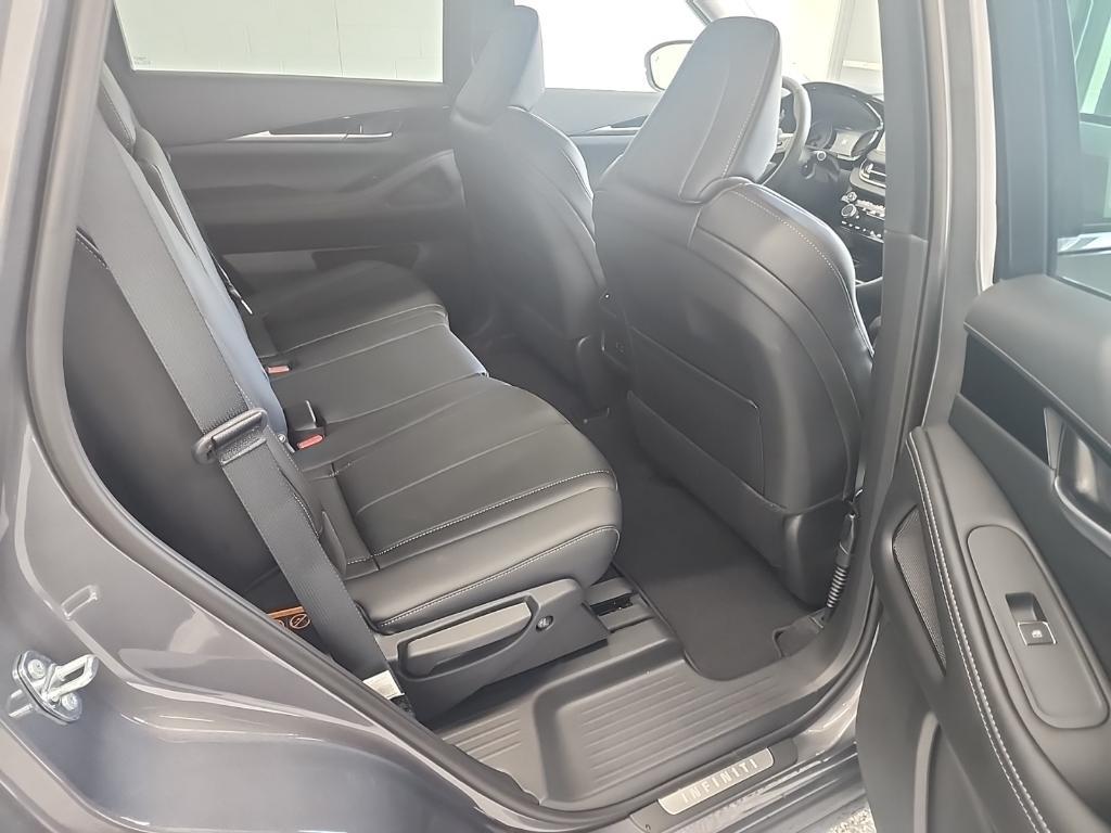 new 2025 INFINITI QX60 car, priced at $49,482