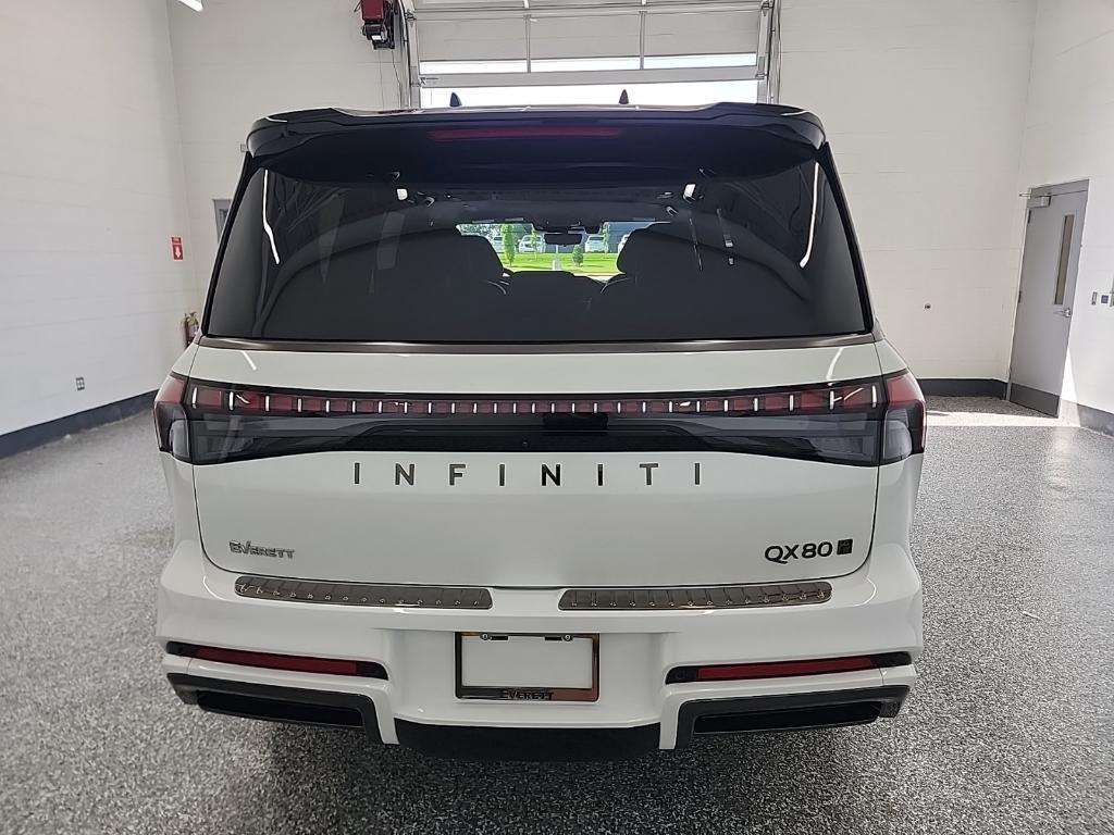 new 2026 INFINITI QX80 car, priced at $114,312
