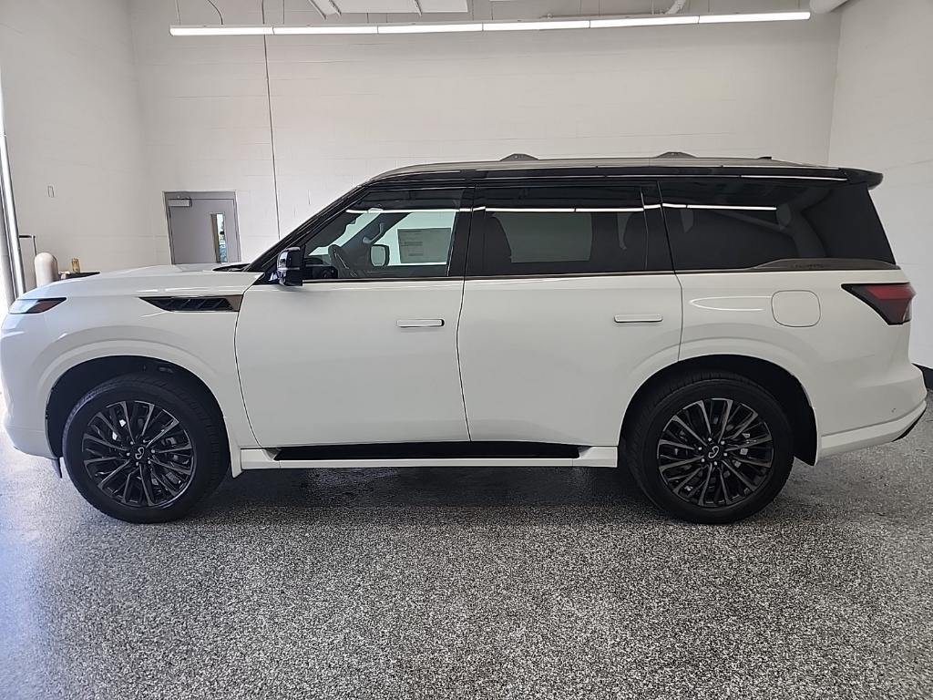 new 2026 INFINITI QX80 car, priced at $114,312