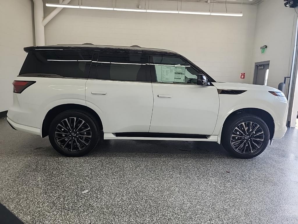 new 2026 INFINITI QX80 car, priced at $114,312