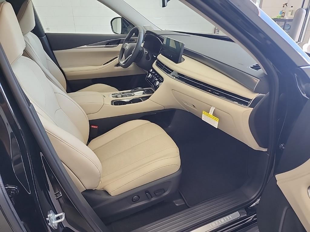 new 2025 INFINITI QX60 car, priced at $56,174