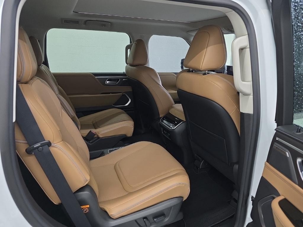 new 2026 INFINITI QX80 car, priced at $88,600