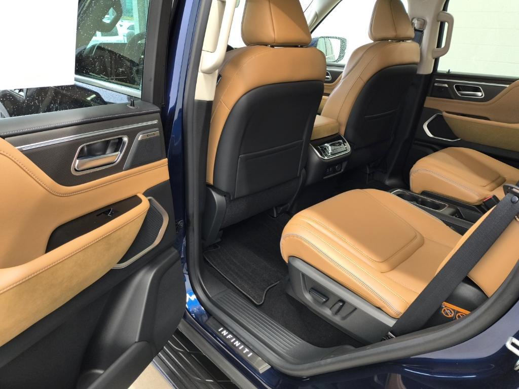 new 2025 INFINITI QX80 car, priced at $88,895