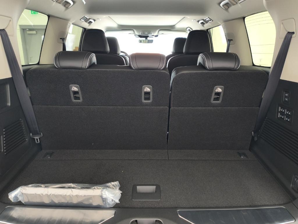 new 2025 INFINITI QX80 car, priced at $88,895