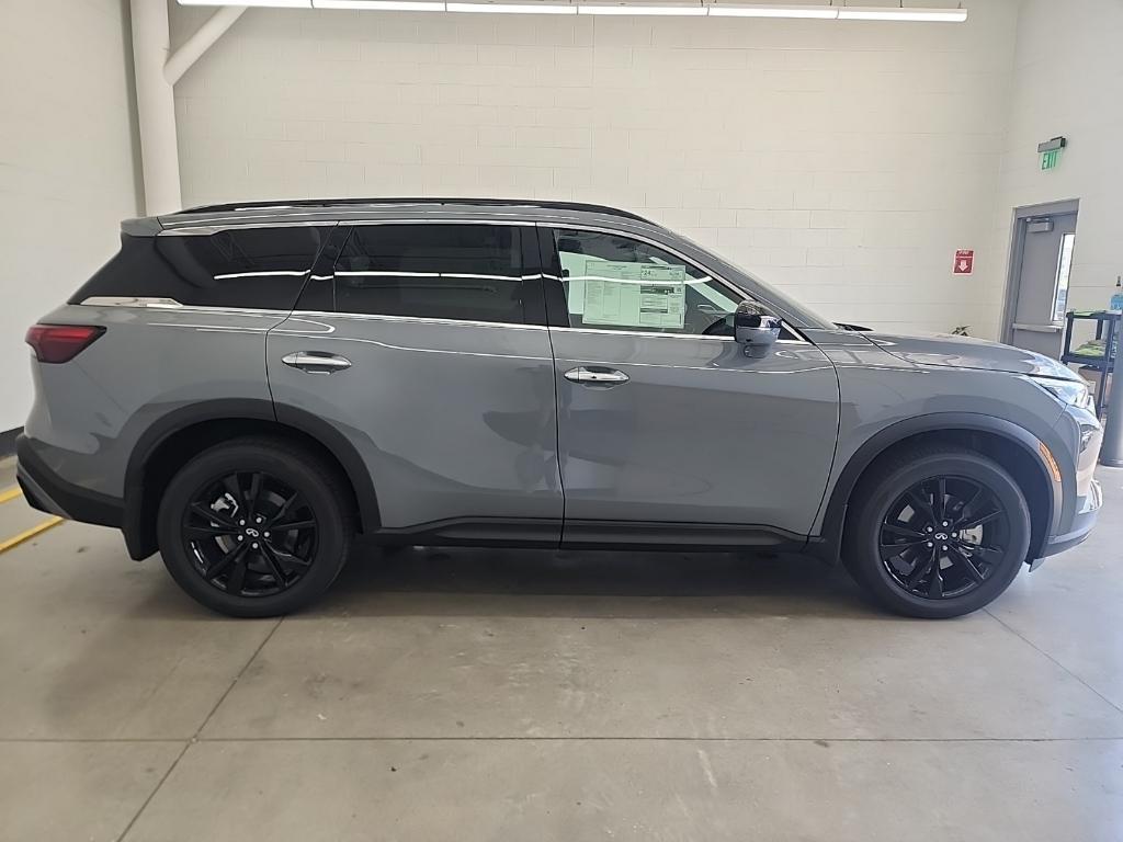 new 2025 INFINITI QX60 car, priced at $57,998