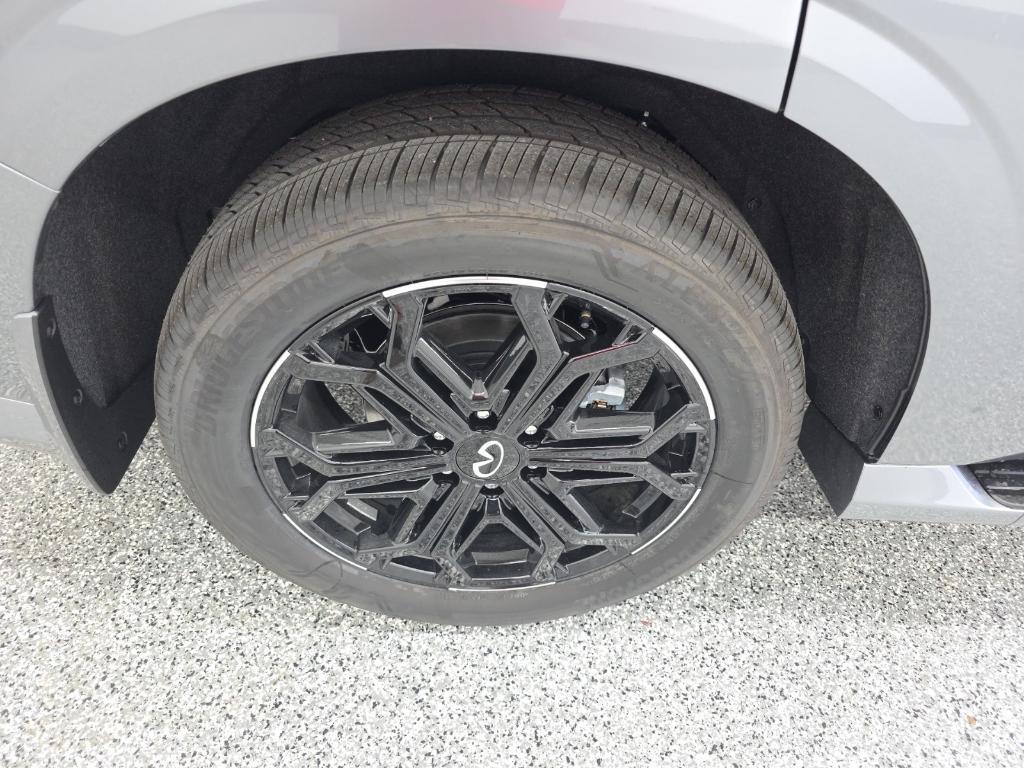 new 2026 INFINITI QX80 car, priced at $93,011