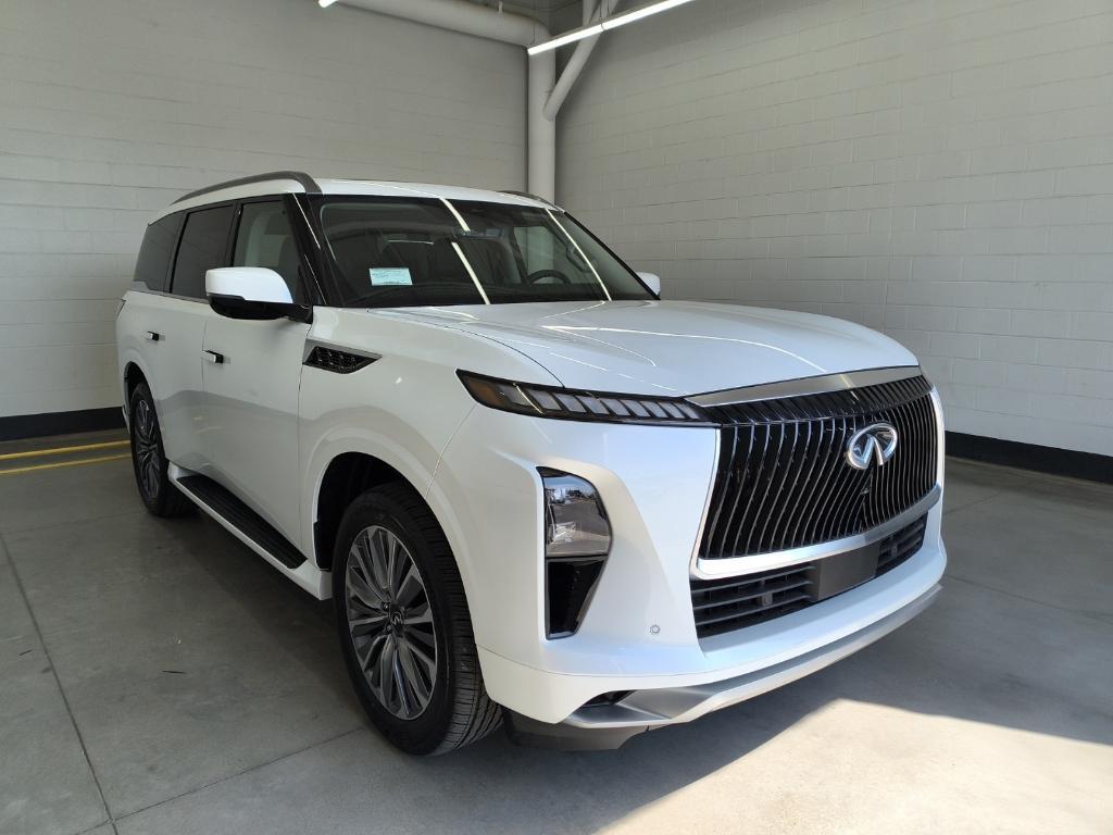new 2025 INFINITI QX80 car, priced at $89,100