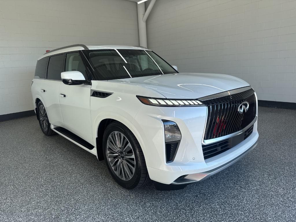 new 2026 INFINITI QX80 car, priced at $86,575