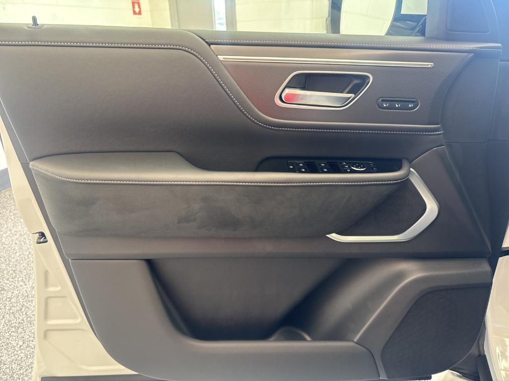 new 2026 INFINITI QX80 car, priced at $86,575