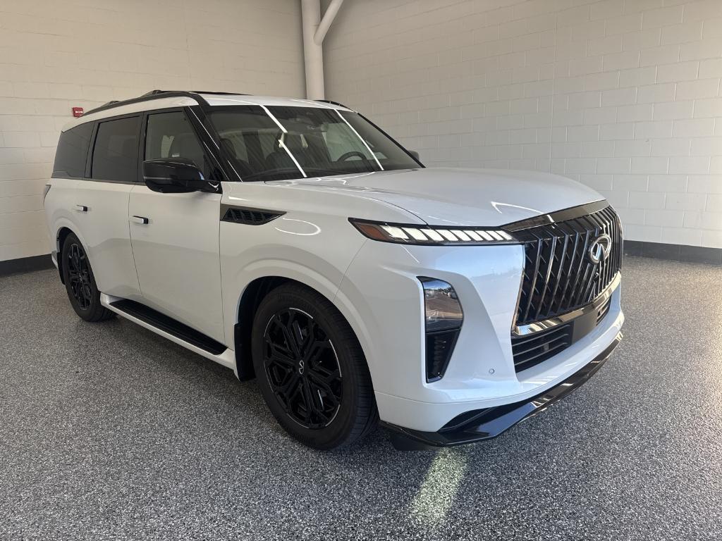 new 2026 INFINITI QX80 car, priced at $93,296