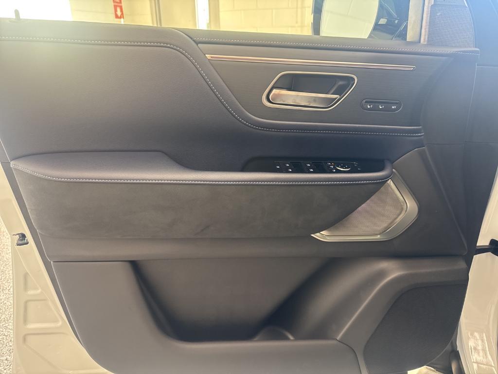 new 2026 INFINITI QX80 car, priced at $93,296