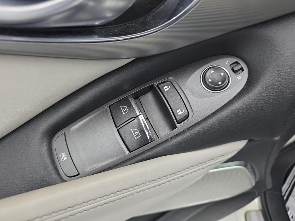 used 2019 INFINITI Q60 car, priced at $22,842