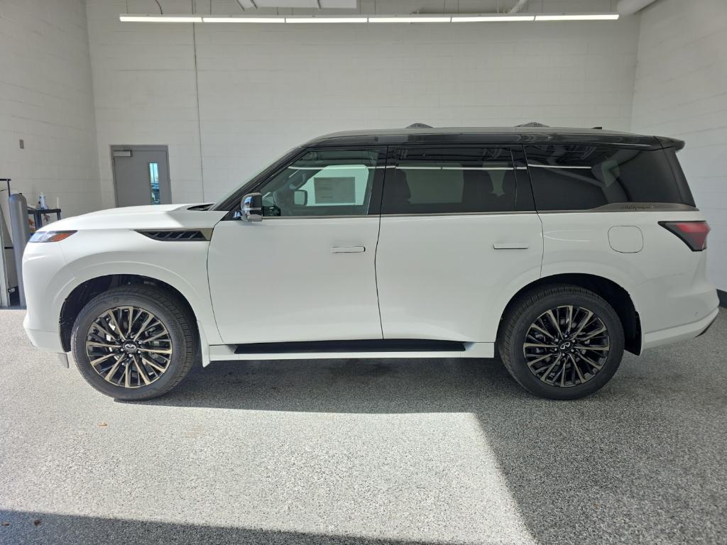 new 2026 INFINITI QX80 car, priced at $104,920