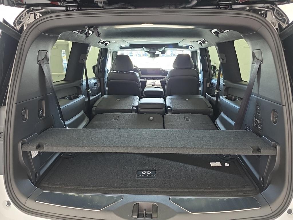 new 2026 INFINITI QX80 car, priced at $104,920