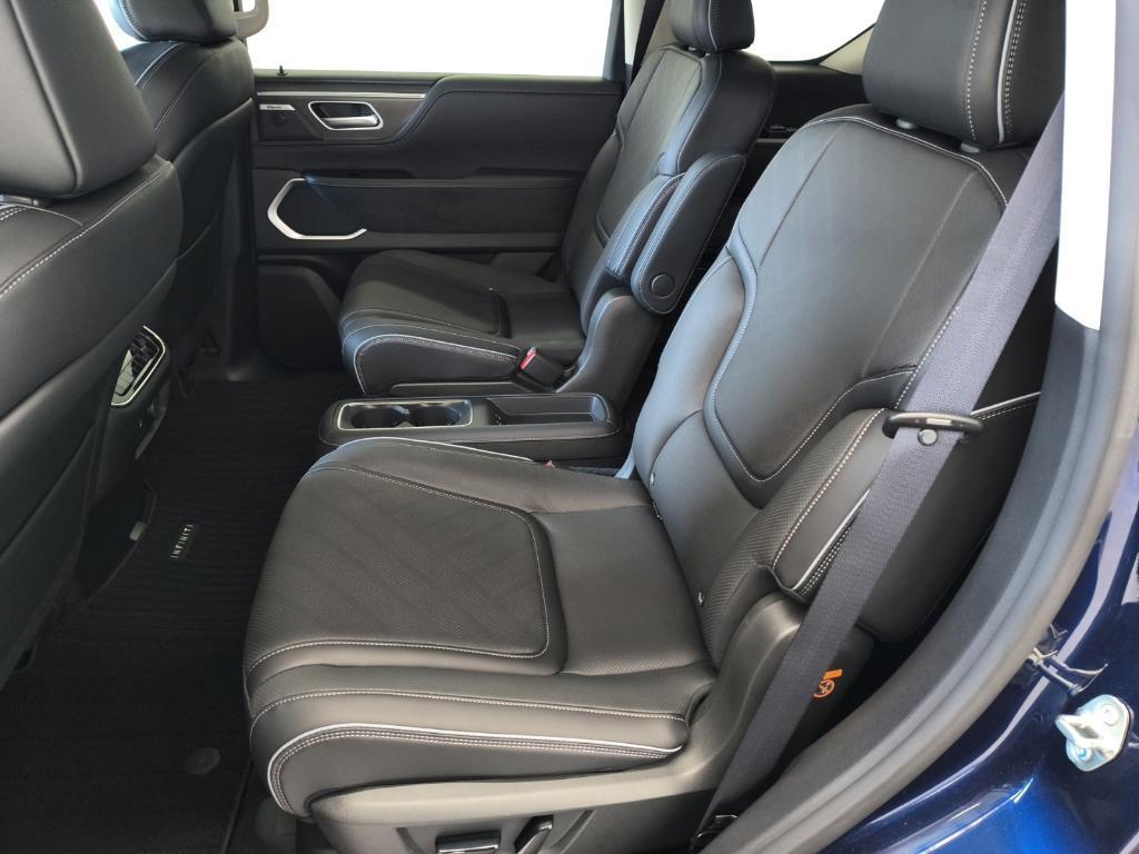 new 2025 INFINITI QX80 car, priced at $85,795