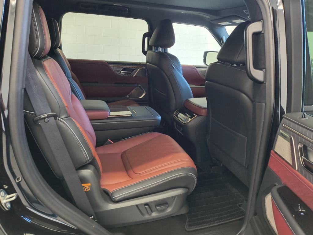 new 2025 INFINITI QX80 car, priced at $107,001