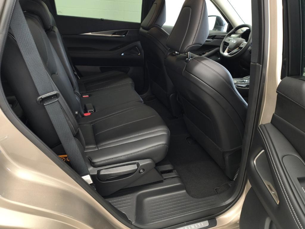 new 2025 INFINITI QX60 car, priced at $57,674