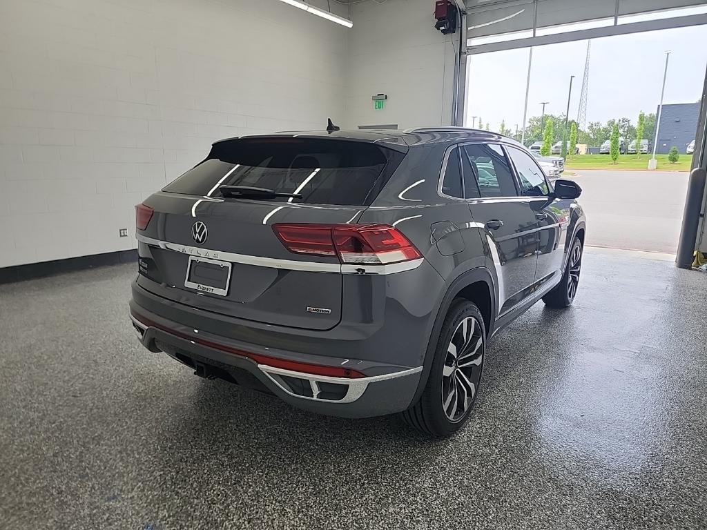 used 2022 Volkswagen Atlas Cross Sport car, priced at $27,493