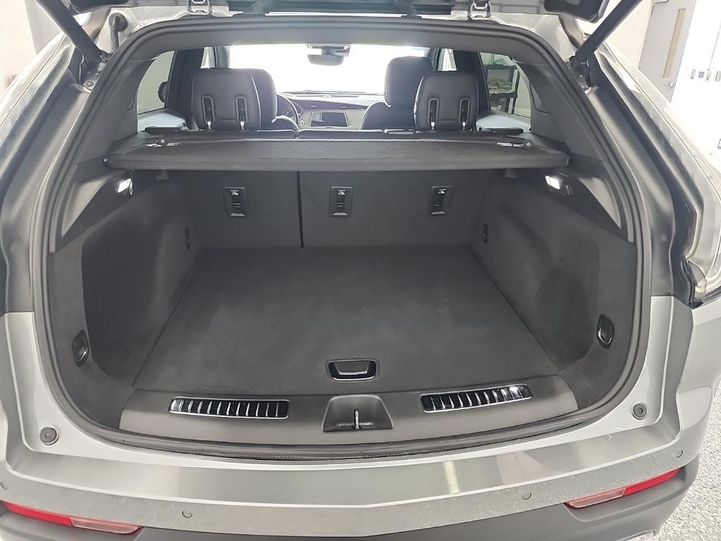 used 2023 Cadillac XT4 car, priced at $32,887