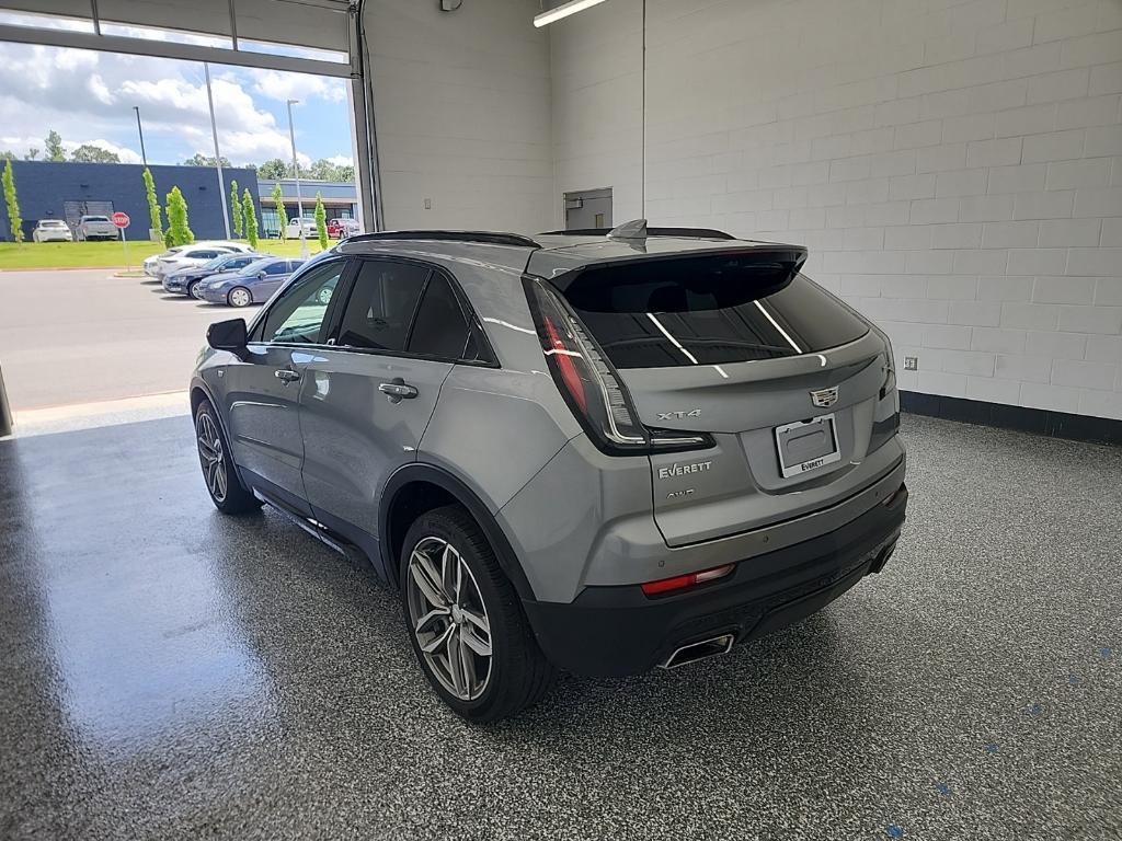 used 2023 Cadillac XT4 car, priced at $32,887