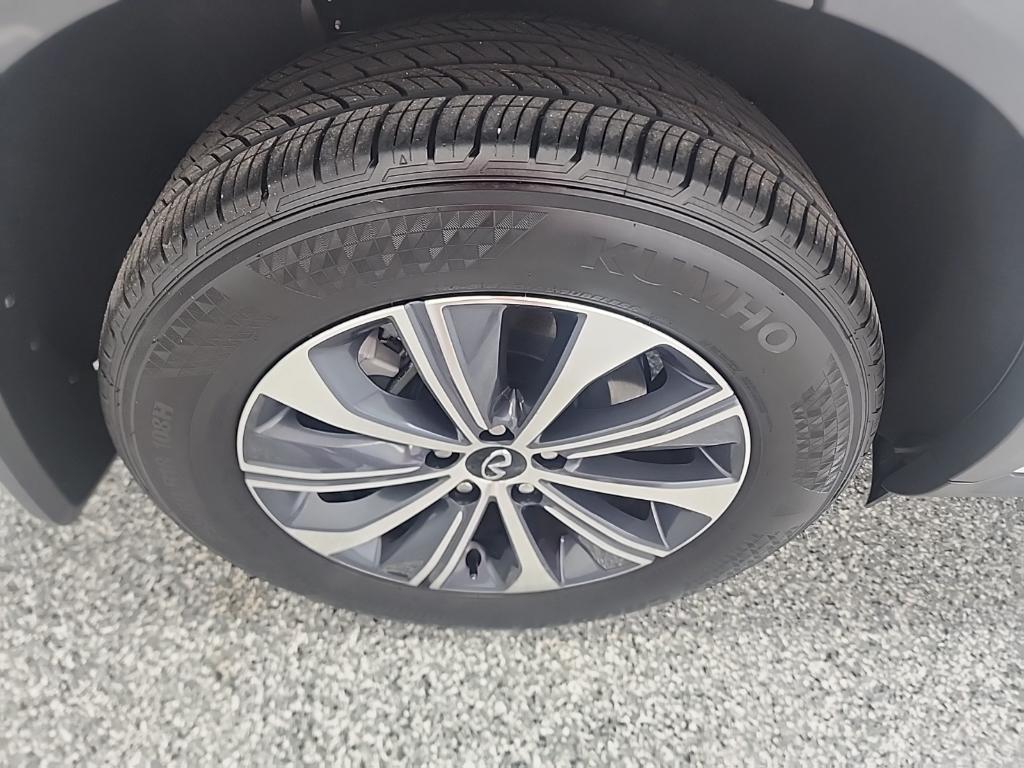 used 2025 INFINITI QX60 car, priced at $39,998