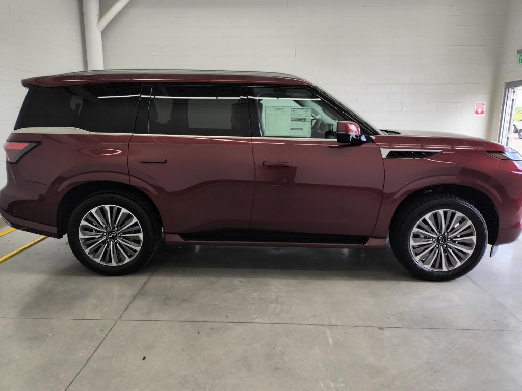 new 2025 INFINITI QX80 car, priced at $95,640