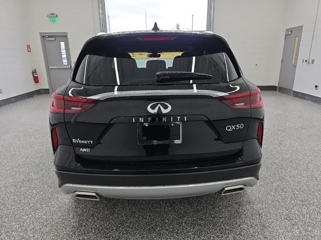 new 2025 INFINITI QX50 car, priced at $36,870