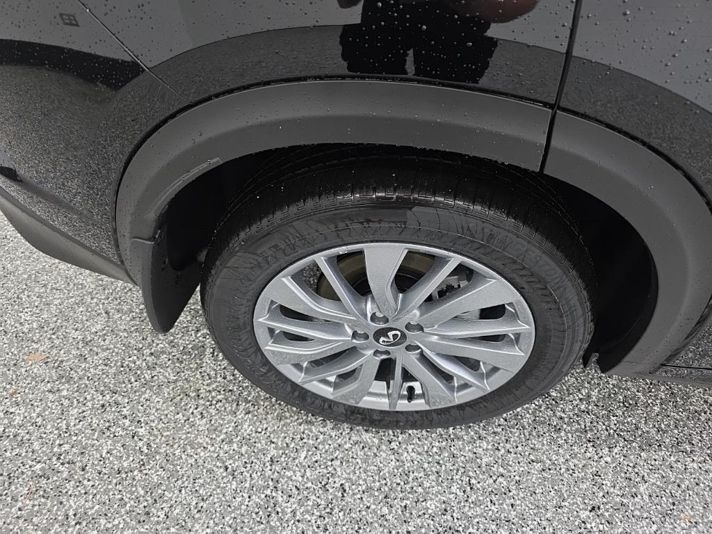 new 2025 INFINITI QX50 car, priced at $36,870