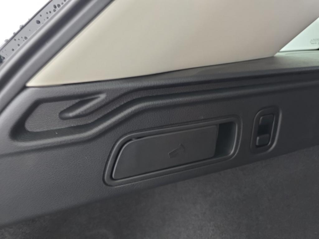 new 2025 INFINITI QX50 car, priced at $36,870