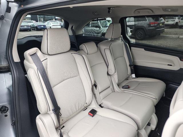 used 2025 Honda Odyssey car, priced at $39,961