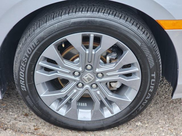 used 2025 Honda Odyssey car, priced at $39,961