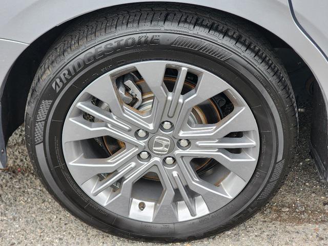 used 2025 Honda Odyssey car, priced at $39,961