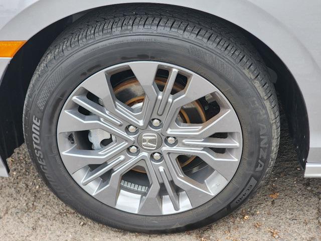 used 2025 Honda Odyssey car, priced at $39,961