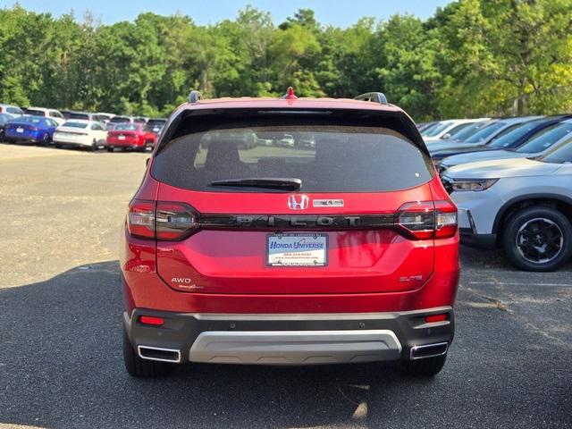 new 2025 Honda Pilot car, priced at $55,715