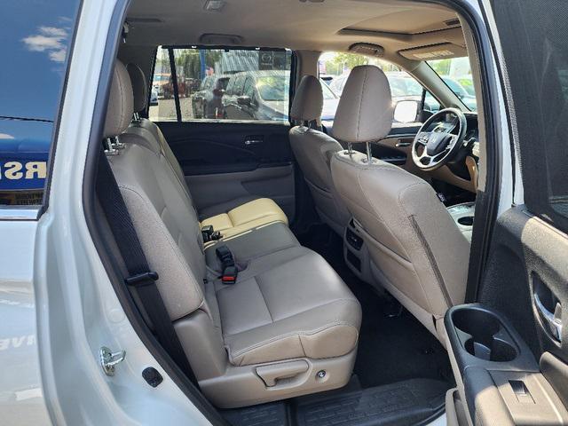 used 2022 Honda Pilot car, priced at $30,997