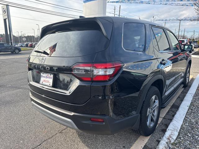 used 2023 Honda Pilot car, priced at $40,995