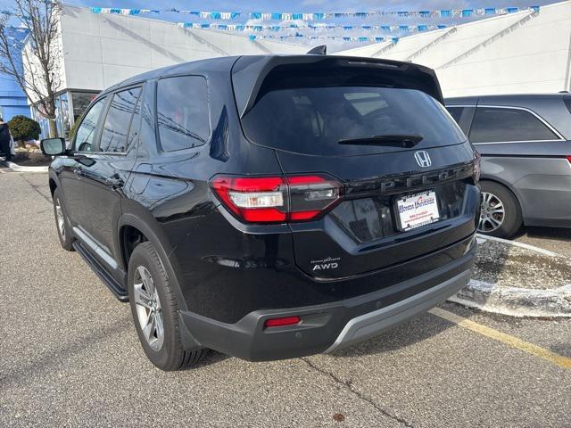 used 2023 Honda Pilot car, priced at $40,995