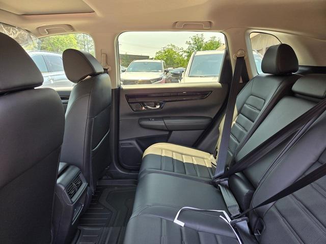 new 2025 Honda CR-V car, priced at $37,895