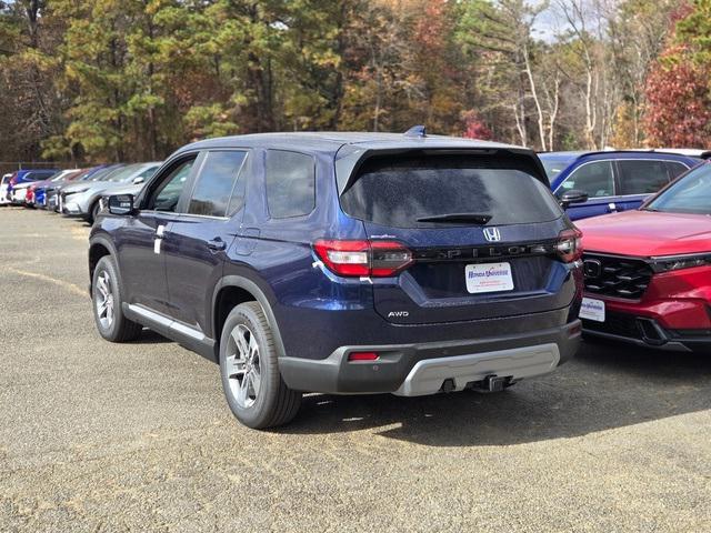 new 2025 Honda Pilot car, priced at $48,475