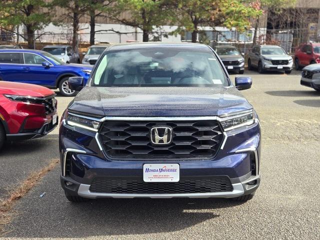 new 2025 Honda Pilot car, priced at $48,475