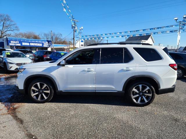 used 2023 Honda Pilot car, priced at $43,400