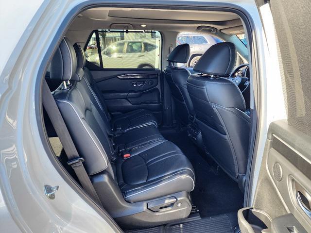 used 2023 Honda Pilot car, priced at $43,400