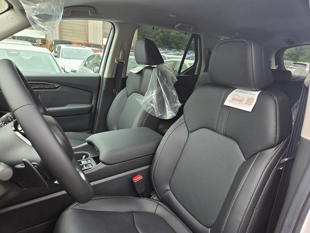 new 2025 Honda Pilot car, priced at $47,505