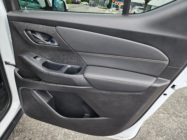 used 2021 Chevrolet Traverse car, priced at $26,999