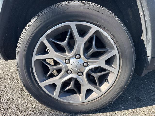 used 2020 Jeep Grand Cherokee car, priced at $24,126
