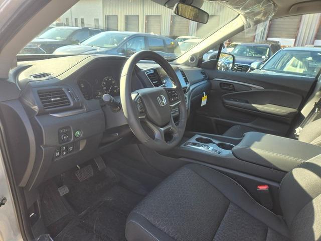 new 2025 Honda Ridgeline car, priced at $41,795